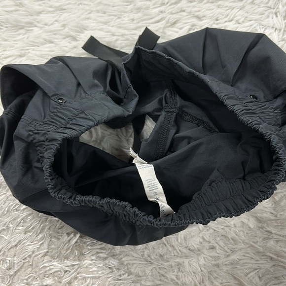 Lululemon Spring Break Away Shorts Black - Picture 4 of 4